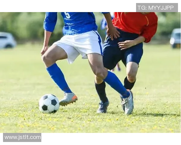 踢足球最快乐的球星是谁他在球场上的笑容背后藏着什么故事